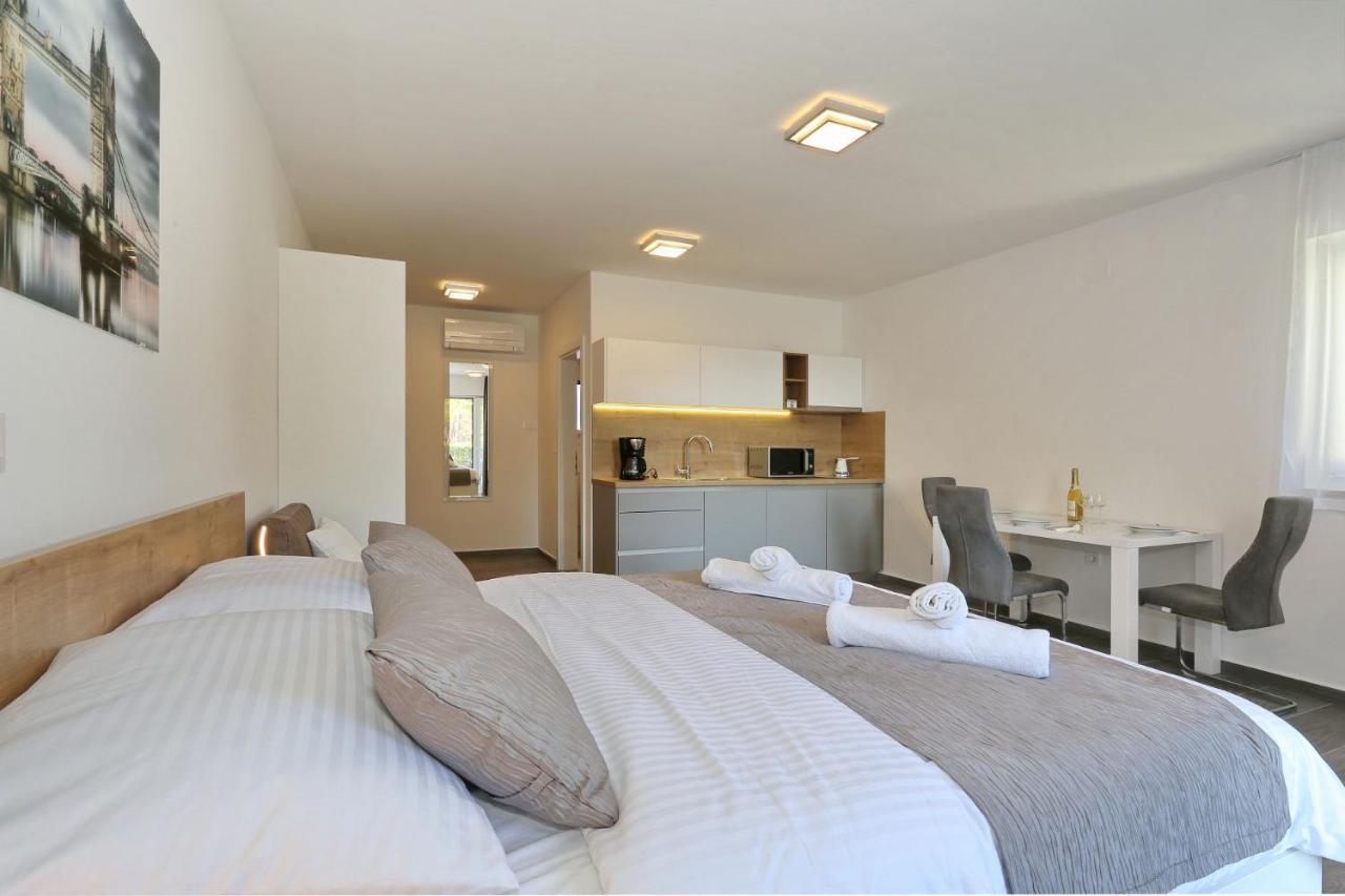 Villa Ankora 1 With Heated Pool Biograd Na Moru Exterior photo